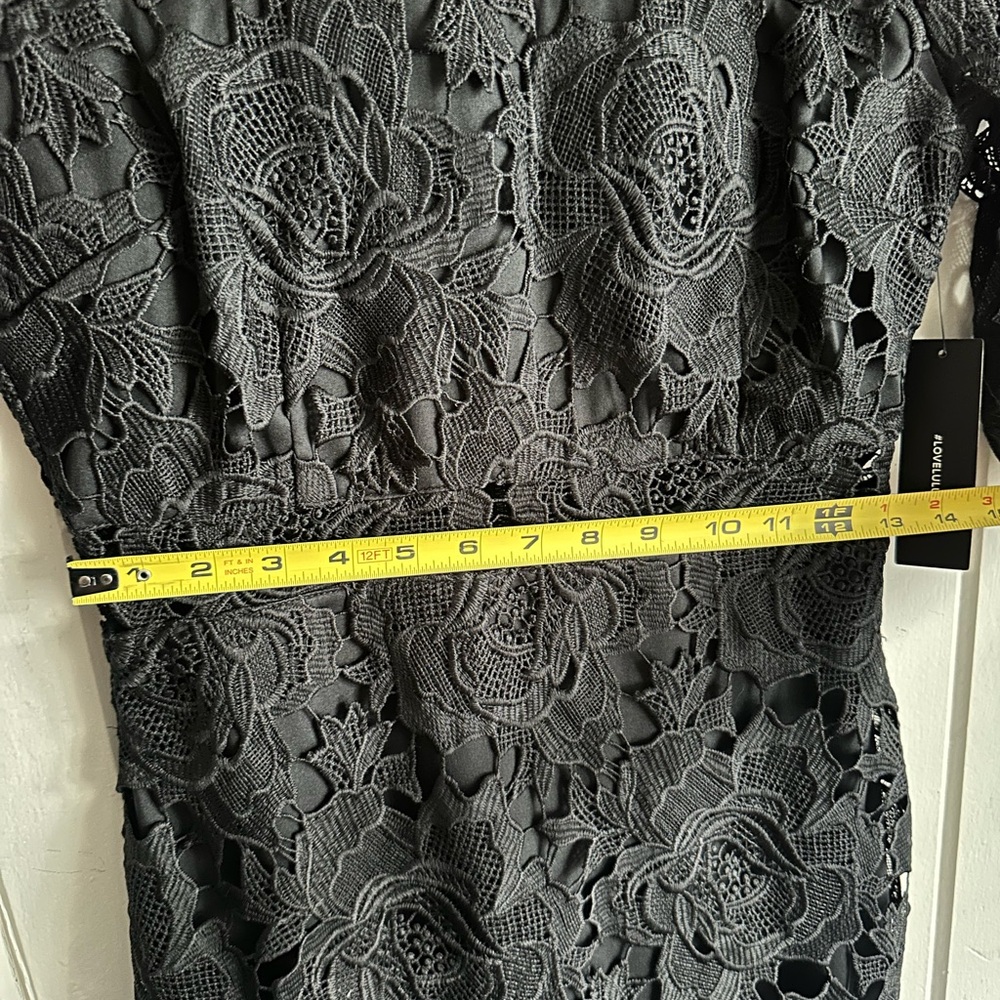 NWT Lulu’s black lace dress - Picture 11 of 12